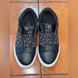 GUESS Black and White Sneakers